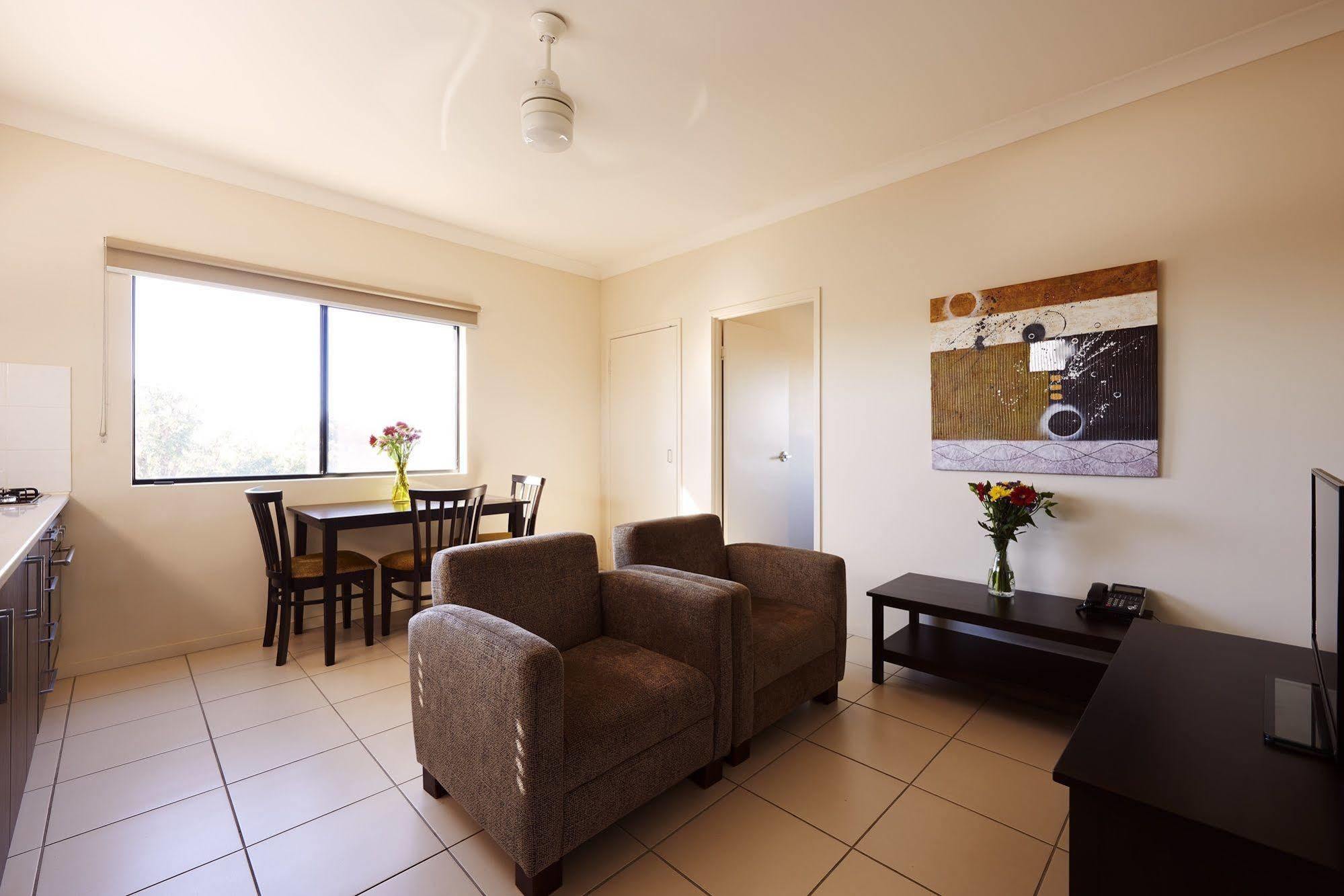 Blackwater Hotel Motel Buitenkant foto